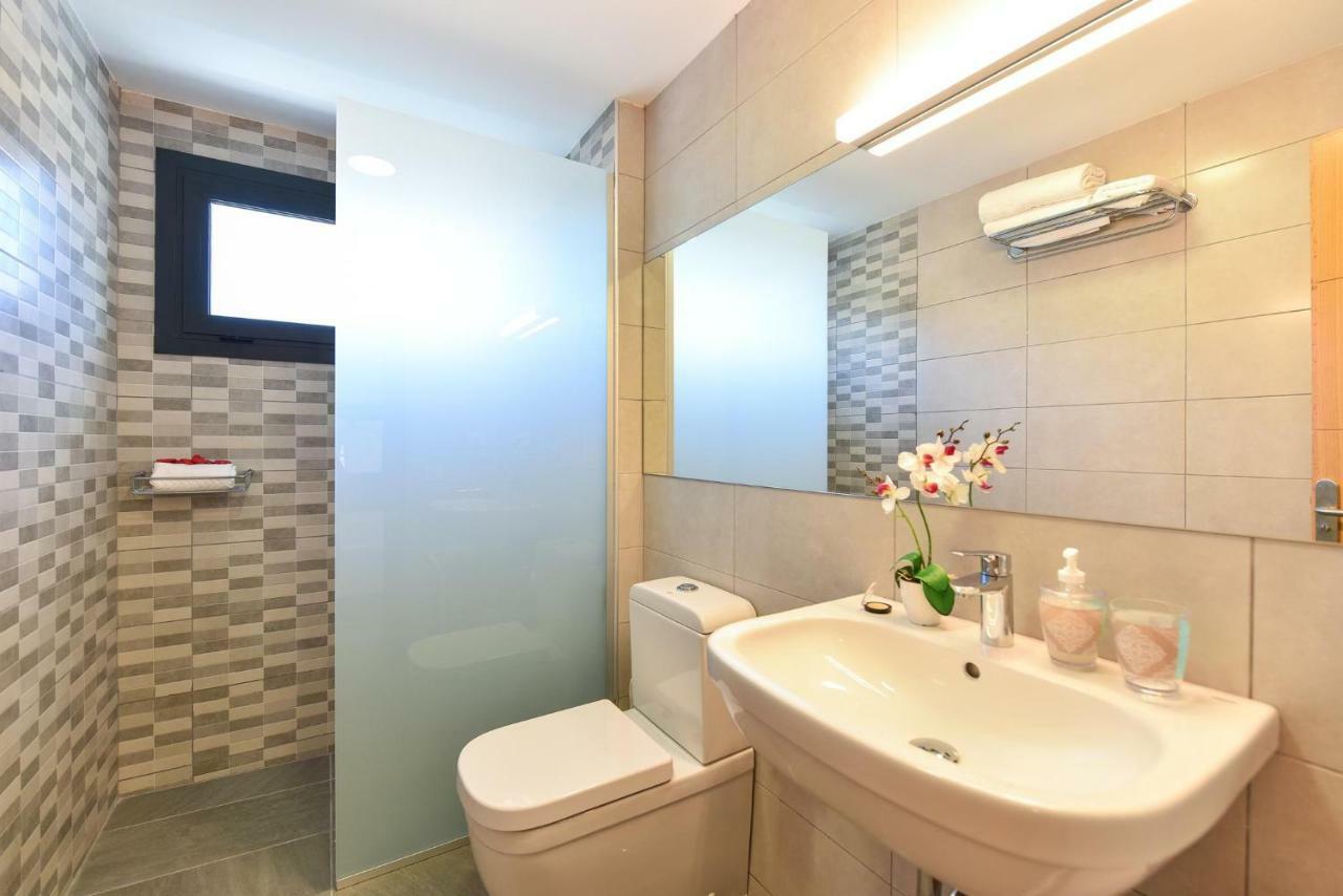 Beachfront Suites Morea Puerto Rico By Villagrancanaria Екстер'єр фото